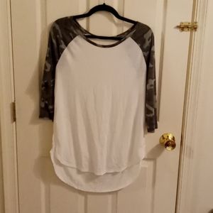 Camo and white 3/4 sleeve top